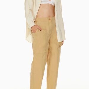 Aritzia Wilfred Free Utility Voyage Cargo Pants Tan Size 4 High Rise Tapered